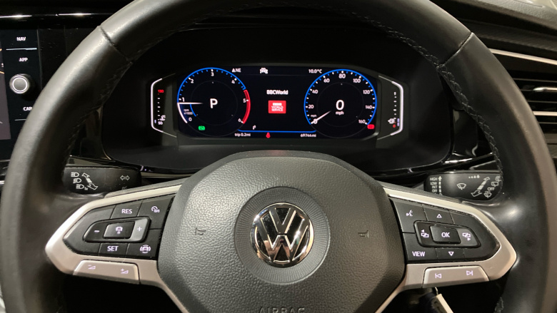 Volkswagen Caravelle 2.0 TDI Executive 199 4MOTION 5dr DSG Diesel Estate